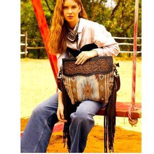 Myra Crossbody/Shoulder bag